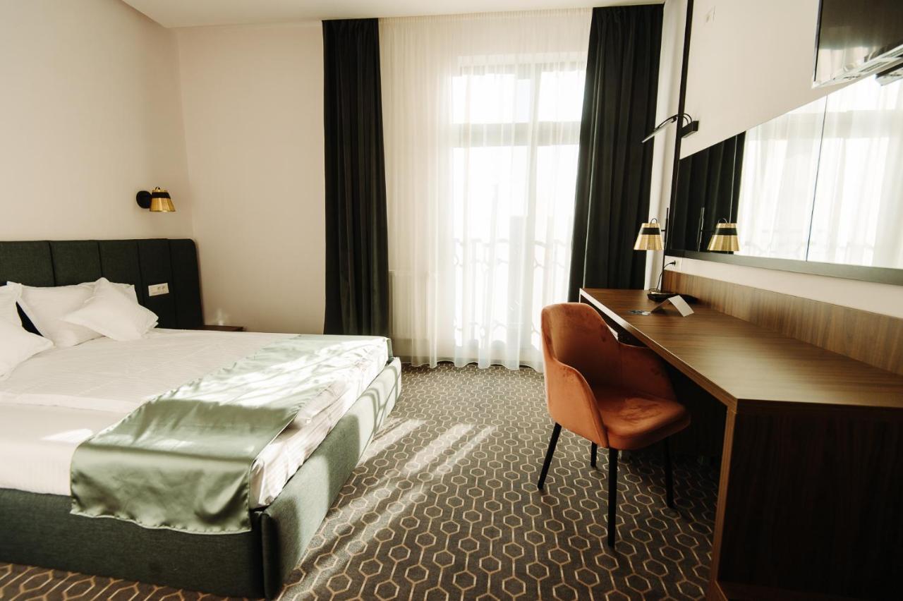 Roa Guesthouse Blaj エクステリア 写真