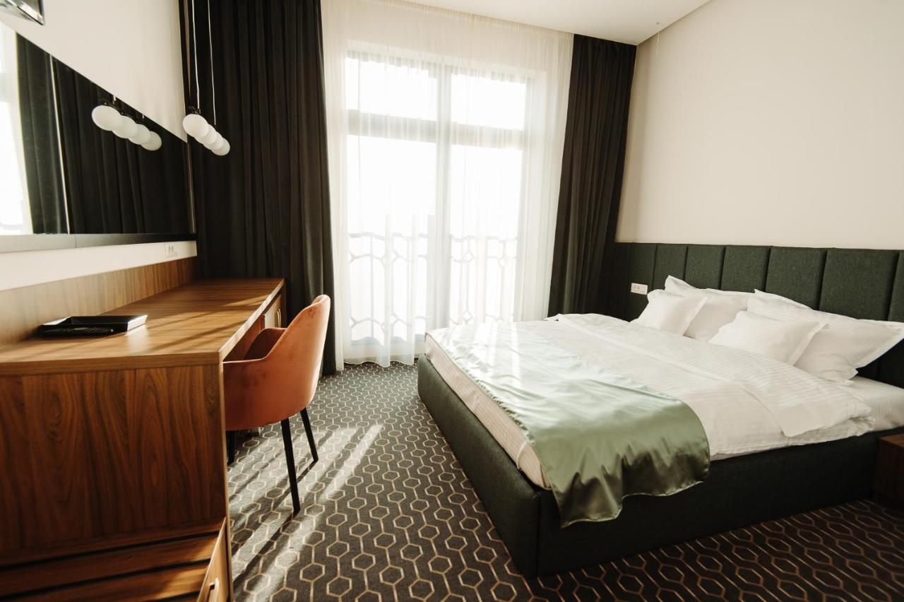 Roa Guesthouse Blaj エクステリア 写真