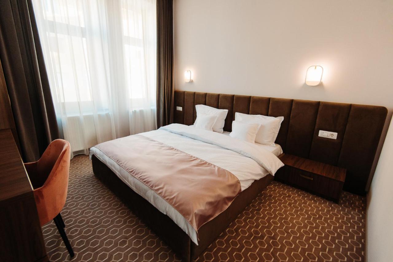 Roa Guesthouse Blaj エクステリア 写真