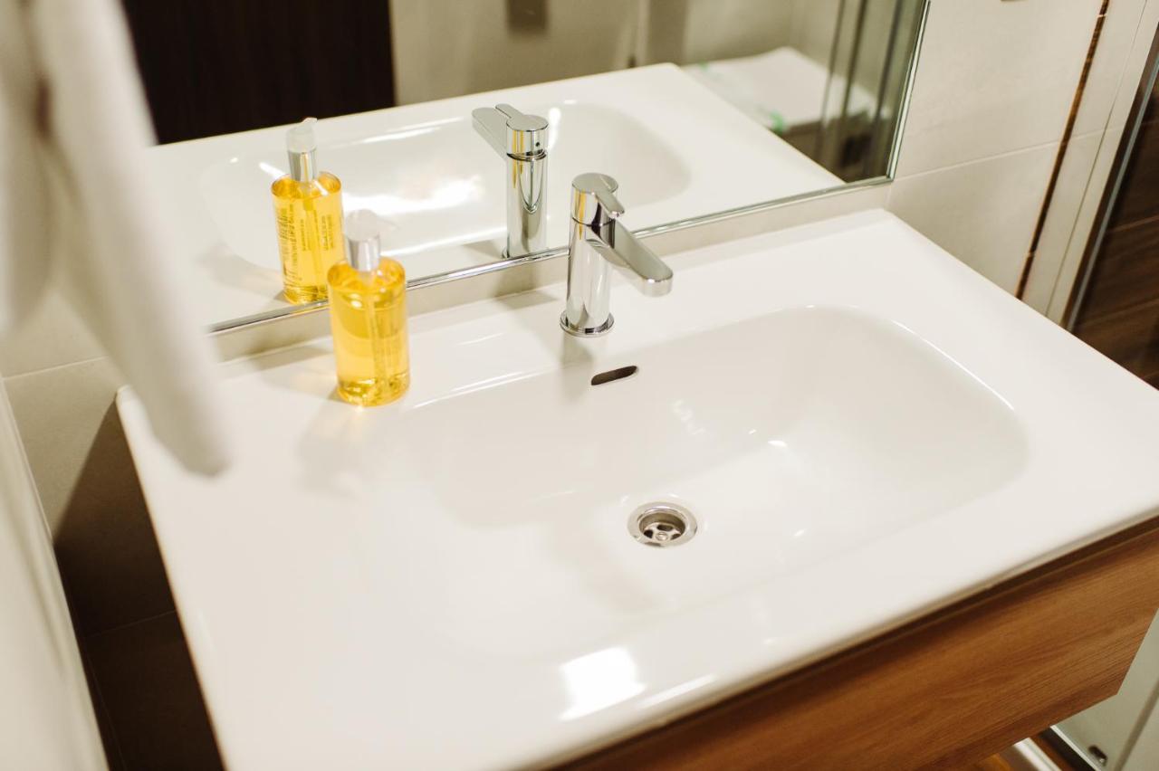 Roa Guesthouse Blaj エクステリア 写真